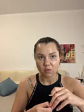 MiraMiss online show from 1, 11, 2025