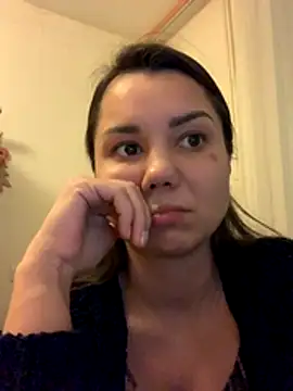 MiraMiss online show from 5, 11, 2025