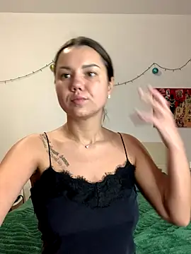 MiraMiss online show from 22, 12, 2025