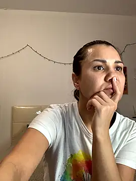 MiraMiss online show from 1, 12, 2025