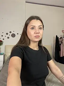 MiraMiss online show from 10, 3, 2025