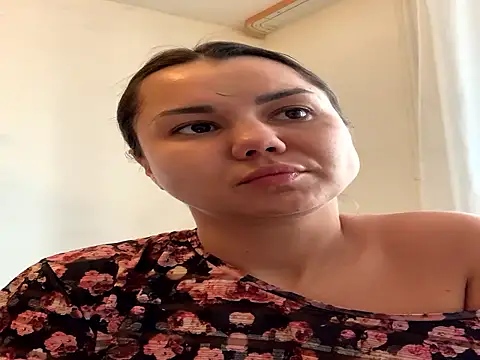 MiraMiss online show from 4, 11, 2025