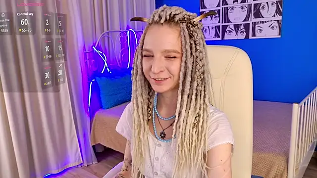 Snapshot of VioletShine chatting on 19, 7, 2026 VioletShine online show from 19, 7, 2026