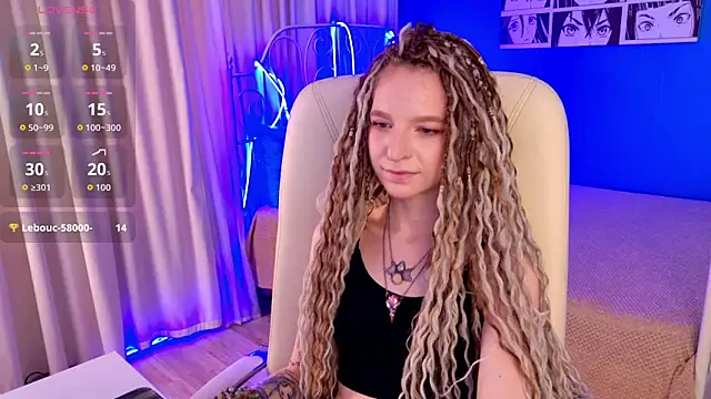 Snapshot of VioletShine chatting on 7, 7, 2026 VioletShine online show from 7, 7, 2026