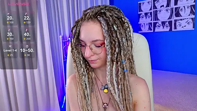 Snapshot of VioletShine chatting on 18, 11, 2025 VioletShine online show from 18, 11, 2025