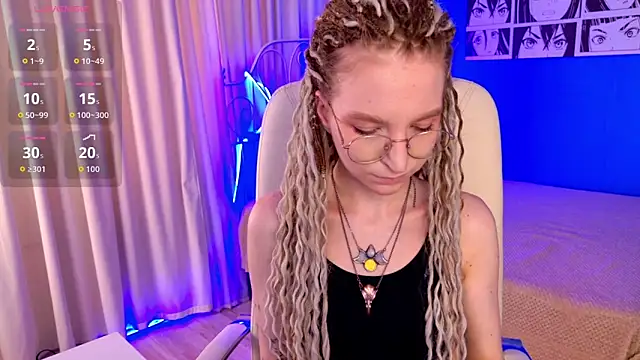 Snapshot of VioletShine chatting on 6, 7, 2026 VioletShine online show from 6, 7, 2026