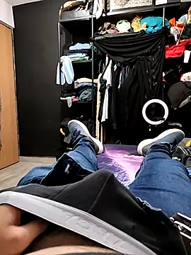 Alee3xxx online show from 6, 11, 2025