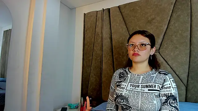 shopia anderson  online show from 7, 12, 2024