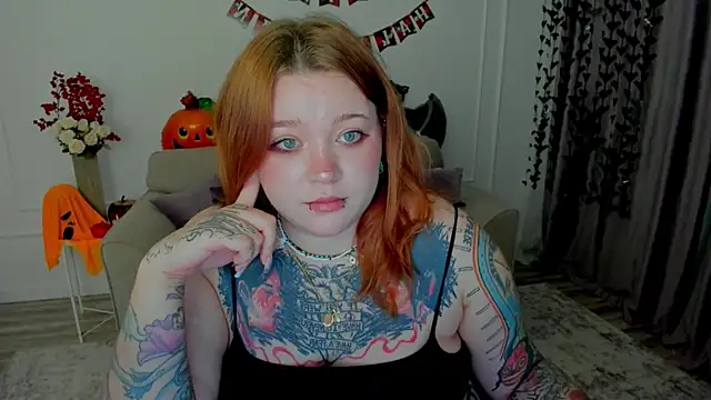 MoonLghte online show from 21, 10, 2025