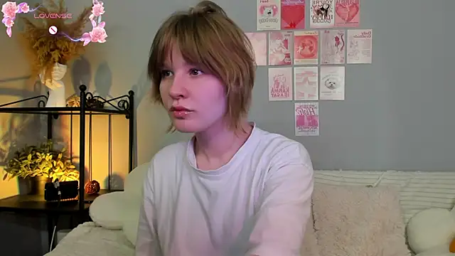 Snapshot of EvaStevs chatting on 9, 3, 2025 EvaStevs online show from 9, 3, 2025