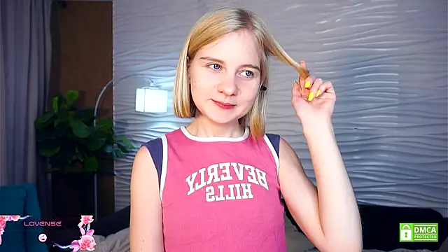 OdelinaFicken online show from 30, 10, 2025