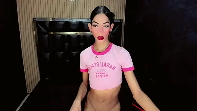 Luna and valery online show from 13, 4, 2026