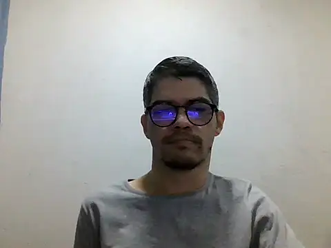 Snapshot of DiGabriel chatting on 18, 5, 2026 DiGabriel online show from 18, 5, 2026