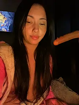 sweet kitty0110 online show from 25, 1, 2025