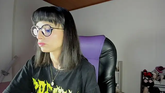 Snapshot of aiko_mori chatting on 8, 9, 2025 aiko mori online show from 8, 9, 2025