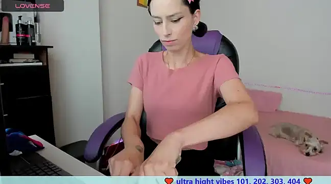 Snapshot of aiko_mori chatting on 12, 12, 2024 aiko mori online show from 12, 12, 2024