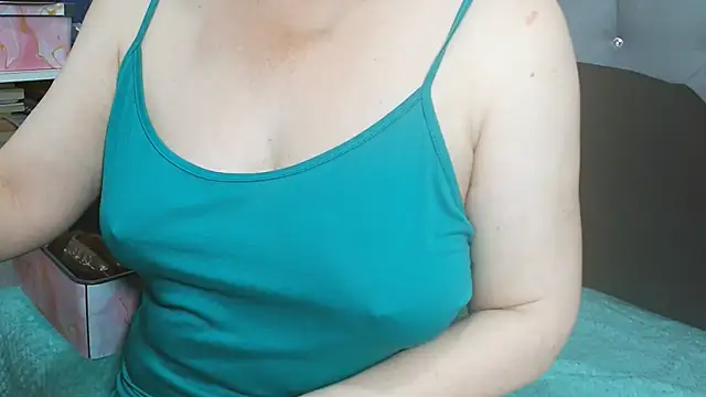 maturepriscila online show from 14, 4, 2026