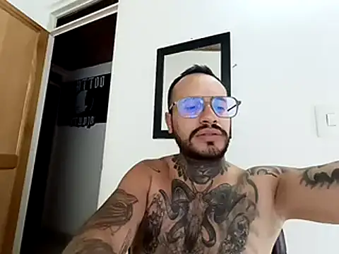 Nicky smith   online show from 6, 12, 2024