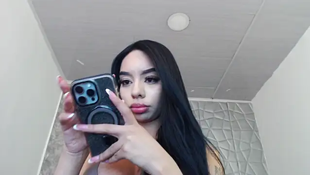 Tiffanny online show from 24, 10, 2025