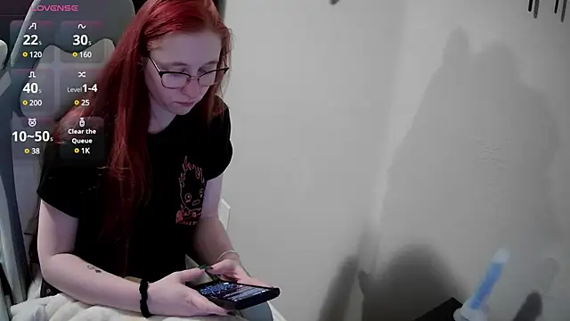 LilyFoxxx online show from 27, 12, 2024