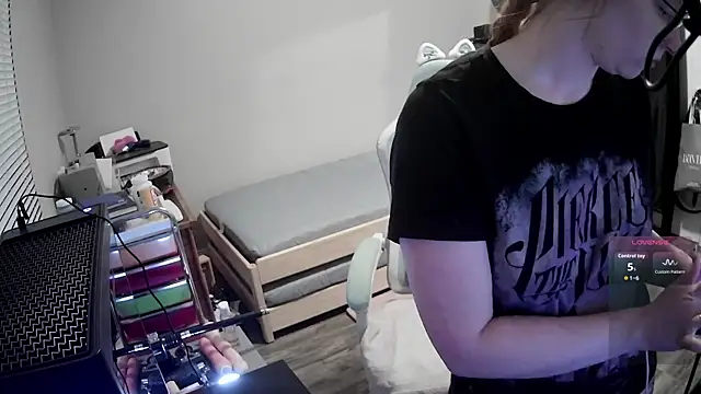 LilyFoxxx online show from 20, 3, 2026