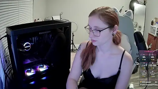 LilyFoxxx online show from 20, 10, 2025