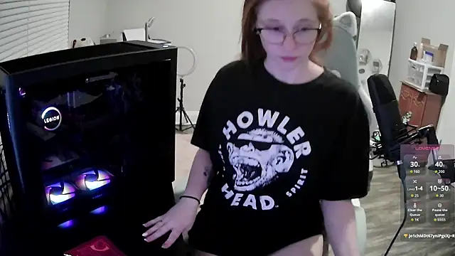 LilyFoxxx online show from 22, 10, 2025