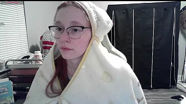 LilyFoxxx online show from 11, 1, 2025