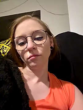 LilyFoxxx online show from 25, 2, 2026