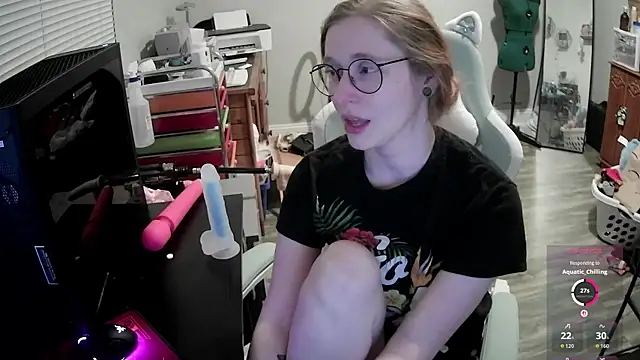 LilyFoxxx online show from 13, 2, 2026