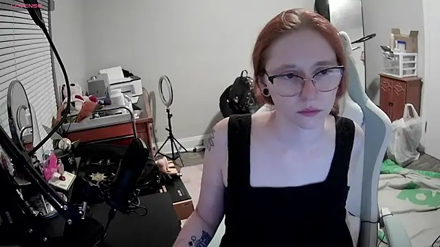 LilyFoxxx online show from 1, 10, 2025