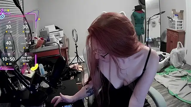 LilyFoxxx online show from 29, 9, 2025