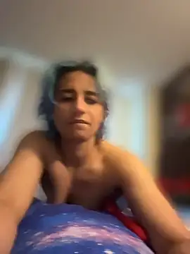 hornytbabe online show from 8, 4, 2026