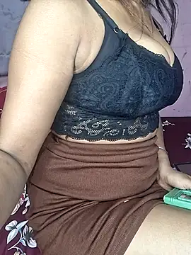 Aaliyalove1 online show from 14, 2, 2025