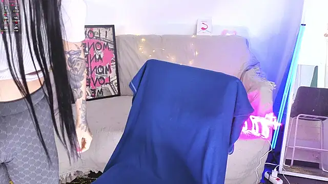 Tiffany lab online show from 30, 10, 2025