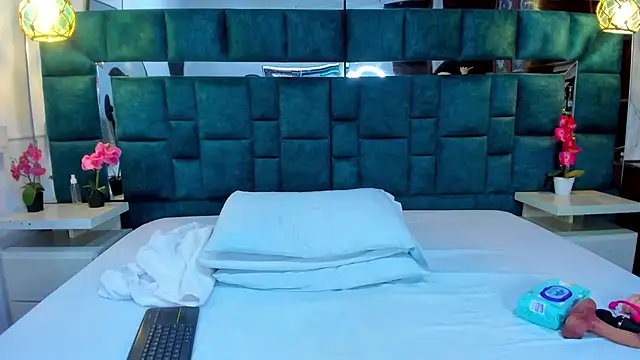 valtira nova online show from 22, 11, 2025