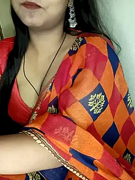 Snapshot of NOTY-LOVE-05 chatting on 9, 9, 2025 NOTY-LOVE-05 online show from 9, 9, 2025
