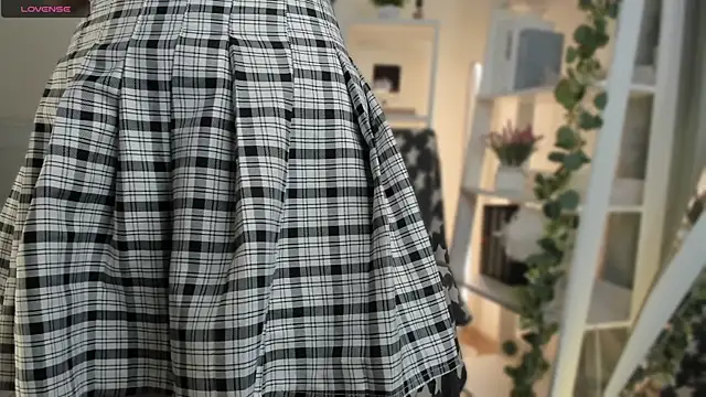 ZaraBluitt online show from 9, 4, 2026