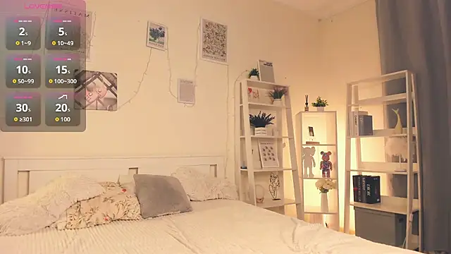 ZaraBluitt online show from 14, 12, 2025