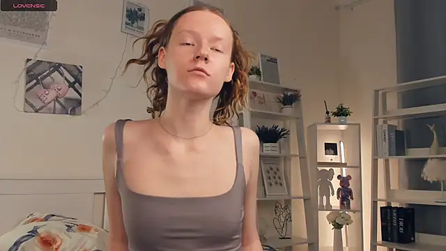 ZaraBluitt online show from 26, 10, 2025