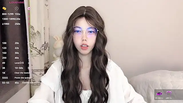 Yuki 111 online show from 7, 12, 2024