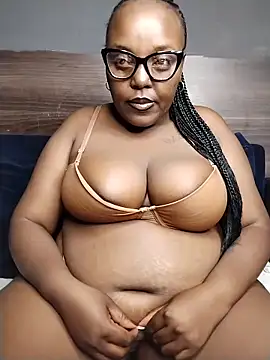 CHERRYYUMMY online show from 14, 4, 2026