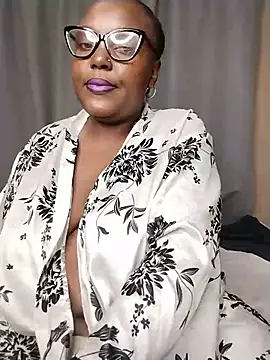 Snapshot of CHERRYYUMMY chatting on 16, 7, 2026 CHERRYYUMMY online show from 16, 7, 2026