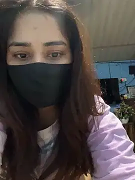 Snapshot of Black_Glow chatting on 7, 3, 2025 Black Glow online show from 7, 3, 2025