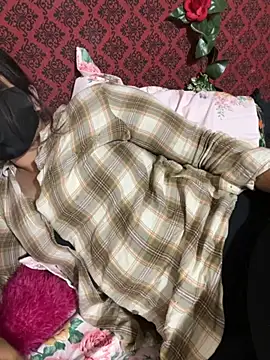 Snapshot of Black_Glow chatting on 3, 12, 2025 Black Glow online show from 3, 12, 2025