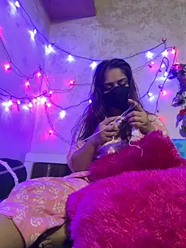 Snapshot of Black_Glow chatting on 11, 9, 2025 Black Glow online show from 11, 9, 2025