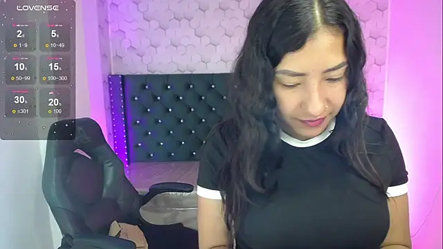 Sofi hot 4m online show from 10, 11, 2025