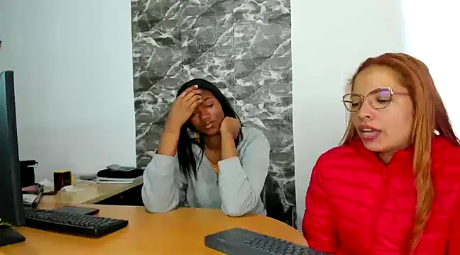 Snapshot of MISSANDRE4 chatting on 16, 1, 2025 MISSANDRE4 online show from 16, 1, 2025