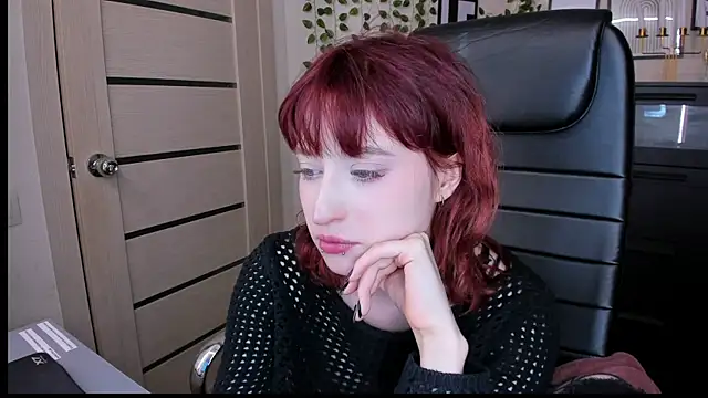 Snapshot of ElizaNik_ chatting on 9, 5, 2026 ElizaNik online show from 9, 5, 2026