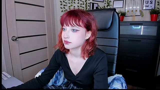 Snapshot of ElizaNik_ chatting on 25, 4, 2026 ElizaNik online show from 25, 4, 2026